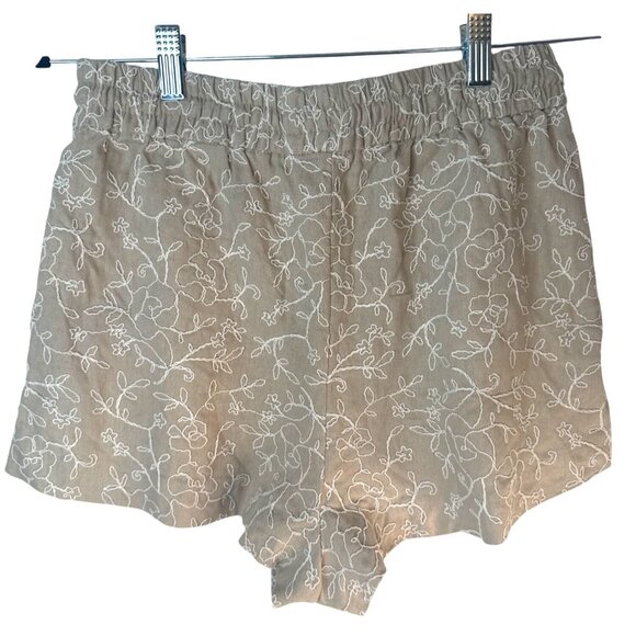 2/$30 ZARA Size 28 Beige White Embroidered Floral Dainty Shorts - Picture 9 of 13